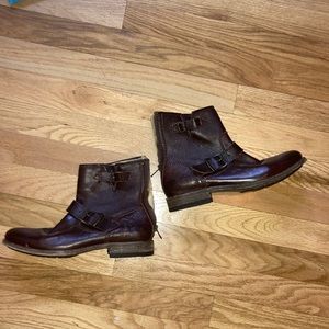 Frye Vicky Leather Booties